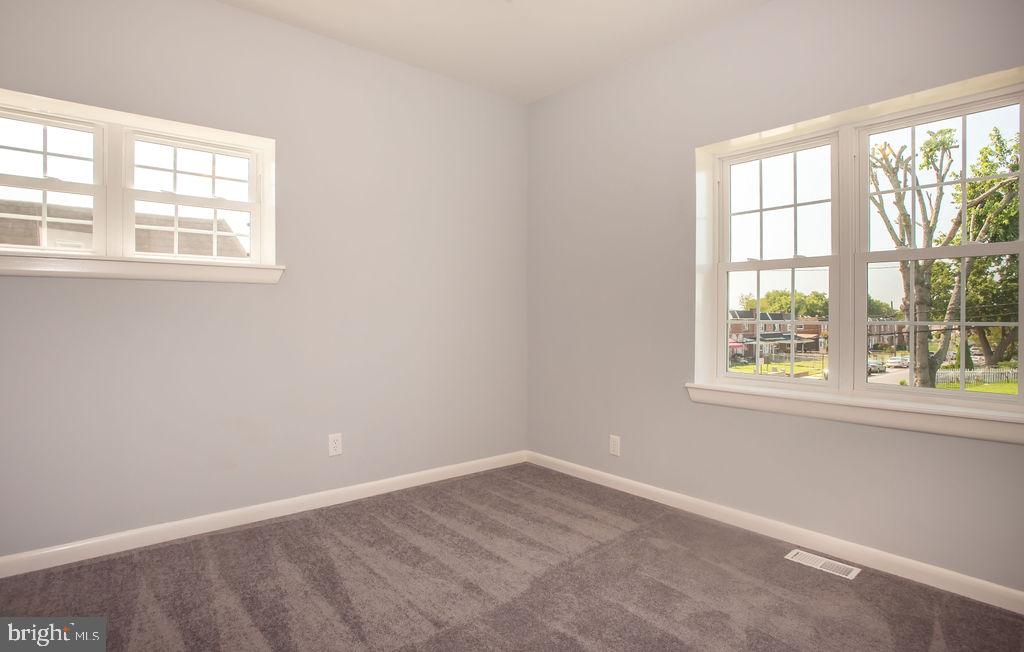 2096 Heather Road Folcroft, PA 19032 - Photo 11 of 17