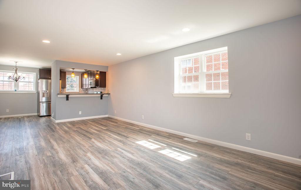 2096 Heather Road Folcroft, PA 19032 - Photo 2 of 17