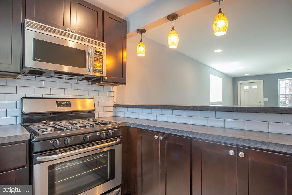 2096 Heather Road Folcroft, PA 19032 - Photo 9 of 17