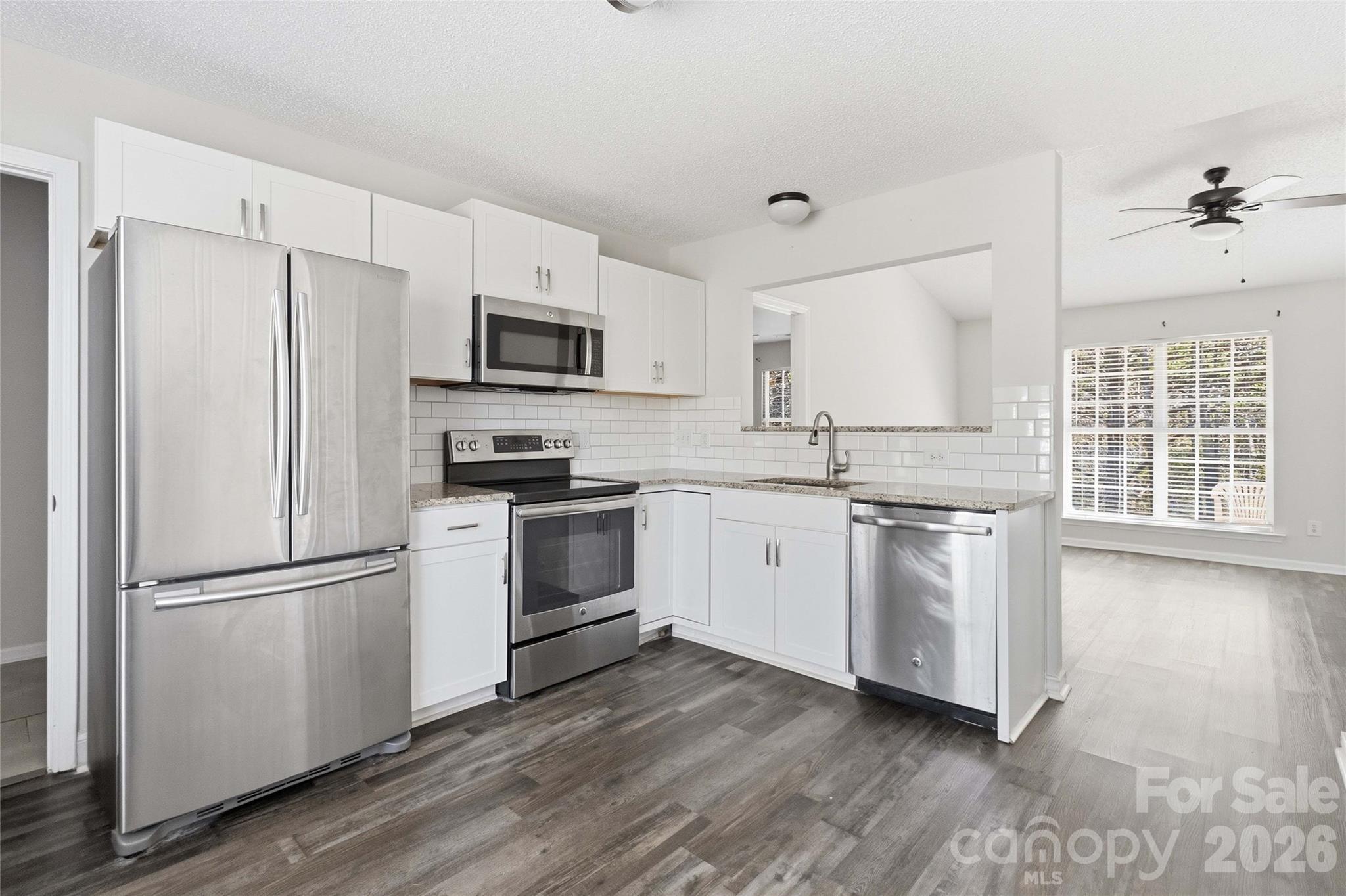 10359 Gold Pan Road Charlotte, NC 28215 - Photo 10 of 25 Gallery Image 10