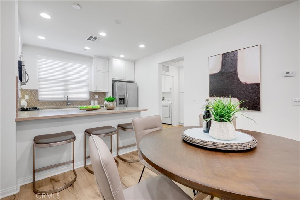 148 Capricorn Irvine, CA 92618 - Photo 12 of 66