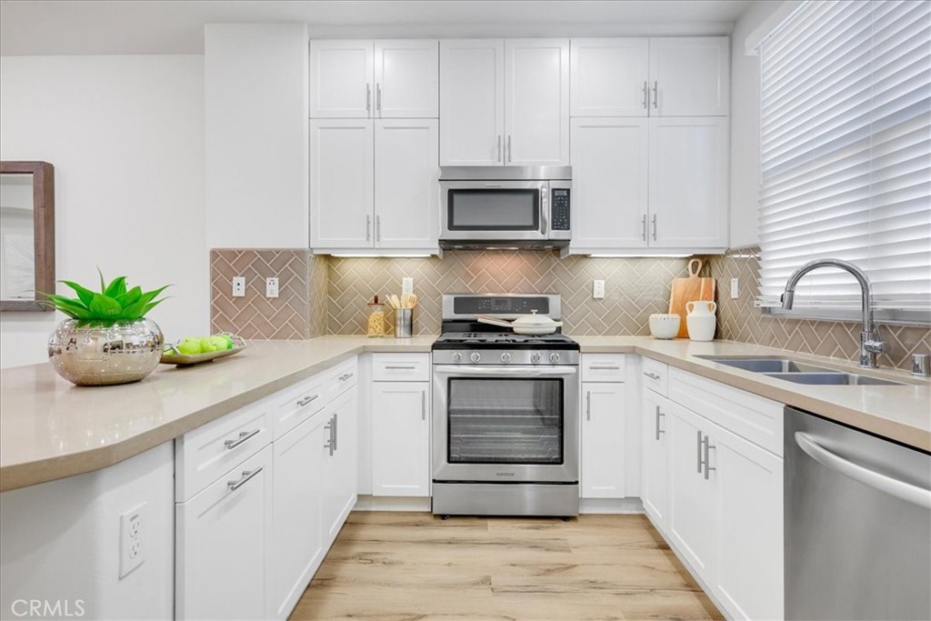 148 Capricorn Irvine, CA 92618 - Photo 17 of 66