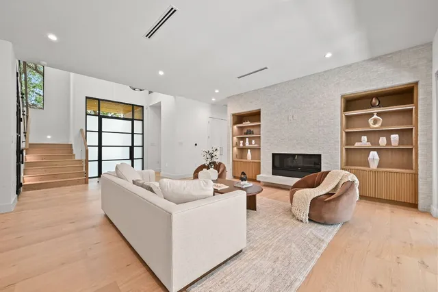 $3,300,000 | 1503 Barn Swallow Drive, Austin, TX 78746