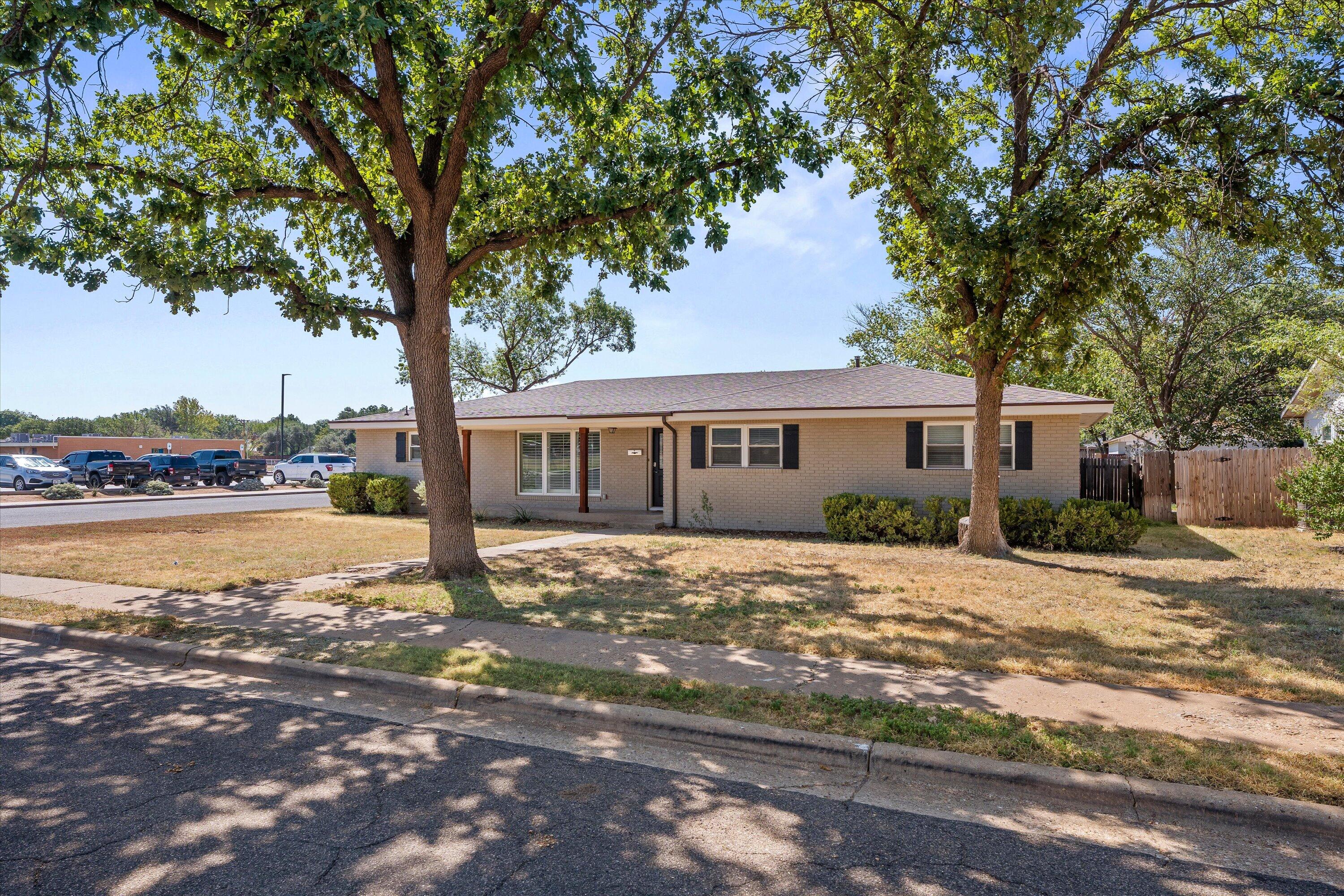 4801 14th Street Lubbock, TX 79416 - Photo 2 of 29 02-4801 14th St