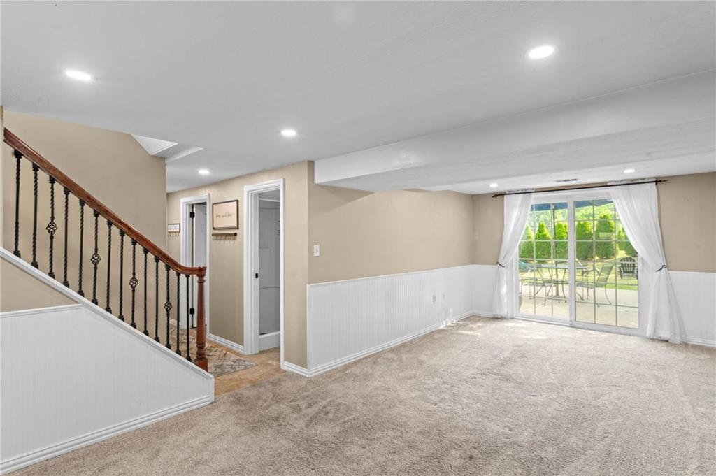 1351 Carnahan Road Pittsburgh, PA 15220 - Photo 24 of 49