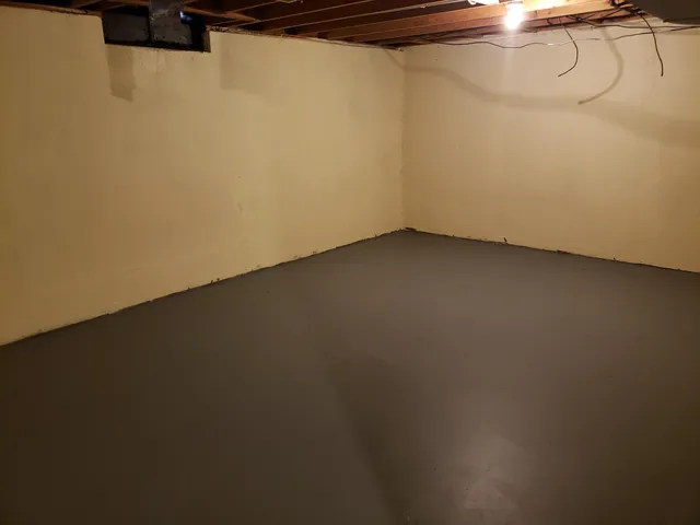 $1,100 | 1391 South Center Road, Saginaw, MI 48638