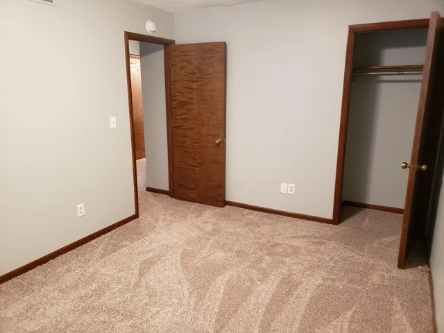 $1,100 | 1391 South Center Road, Saginaw, MI 48638