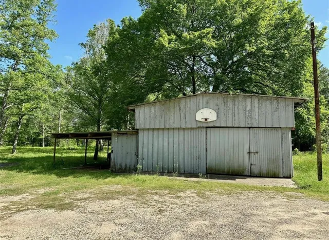 $2,500 | 30106 Huffman Cleveland Road, Huffman, TX 77336