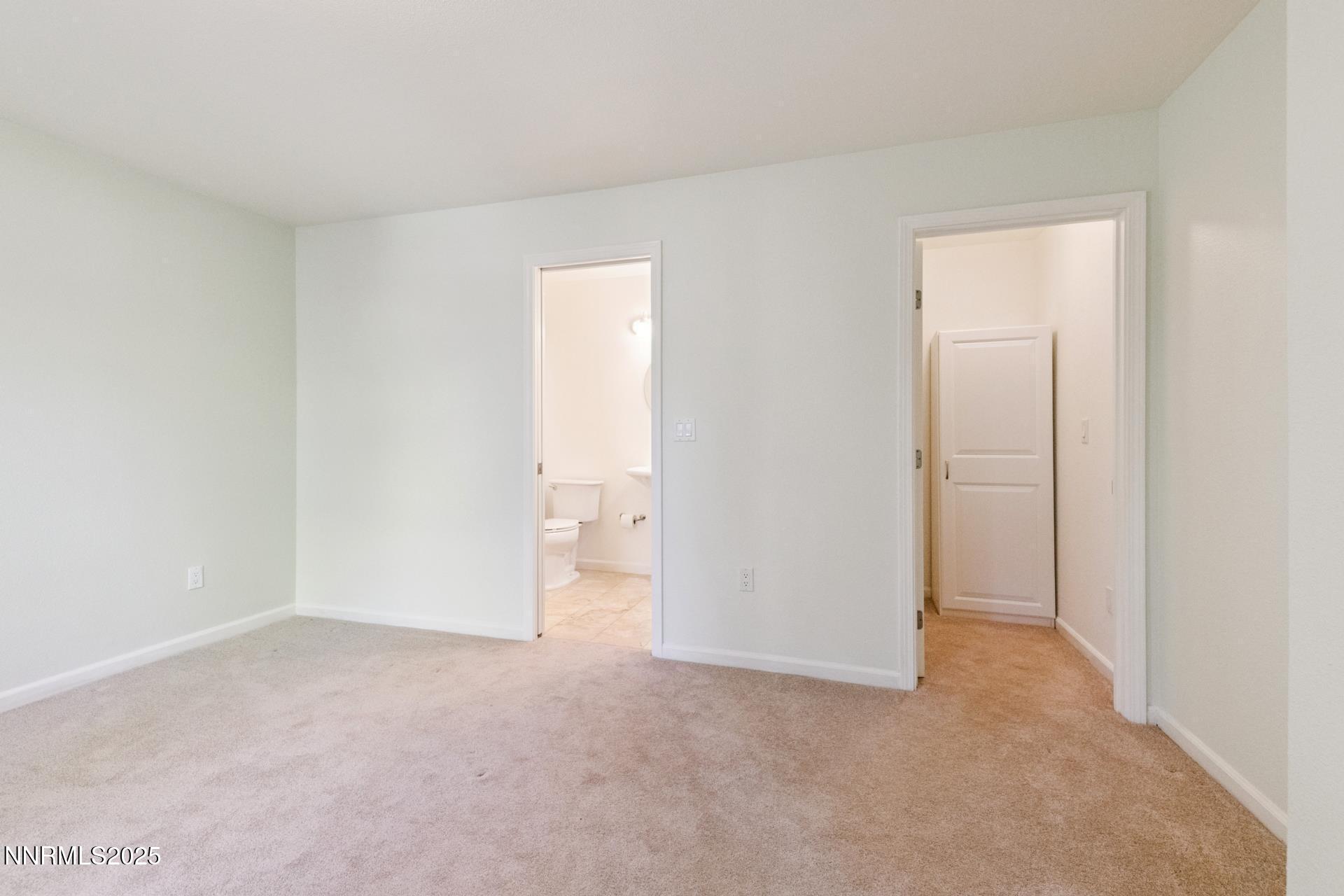 709 Caughlin Glen Reno, NV 89519 - Photo 32 of 41 a35