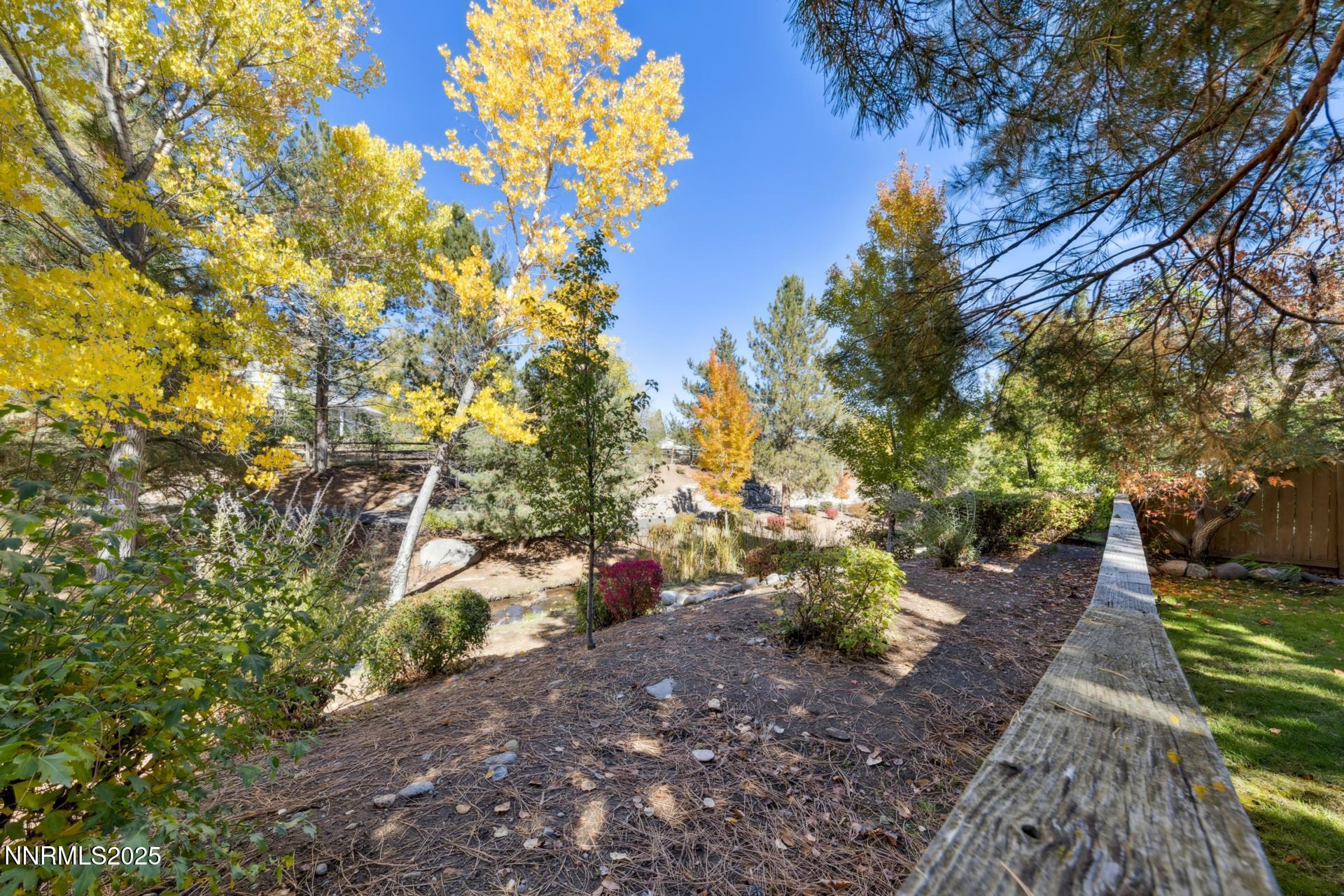 709 Caughlin Glen Reno, NV 89519 - Photo 5 of 41 a29