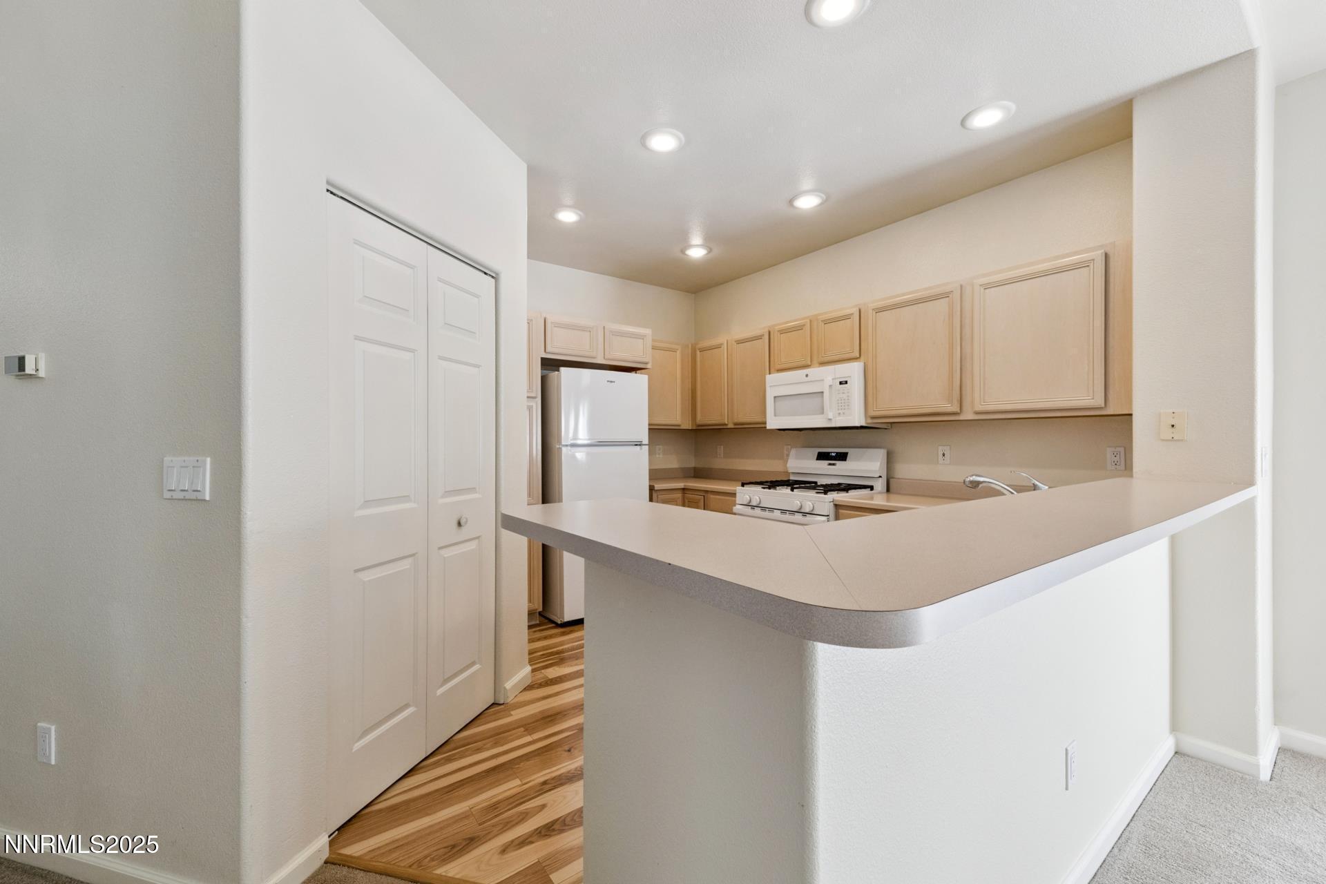 709 Caughlin Glen Reno, NV 89519 - Photo 7 of 41 a11
