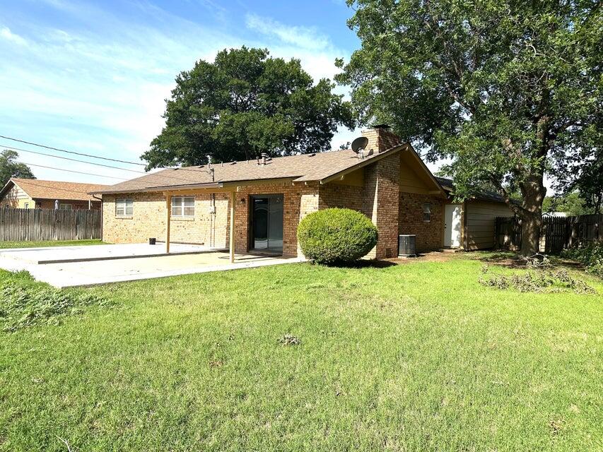 1812 Floydada Plainview, TX 79072 - Photo 19 of 27 19