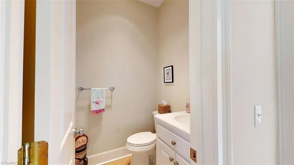 $1,200,000 | 175 Shady Pond Road, Providence, NC 27315