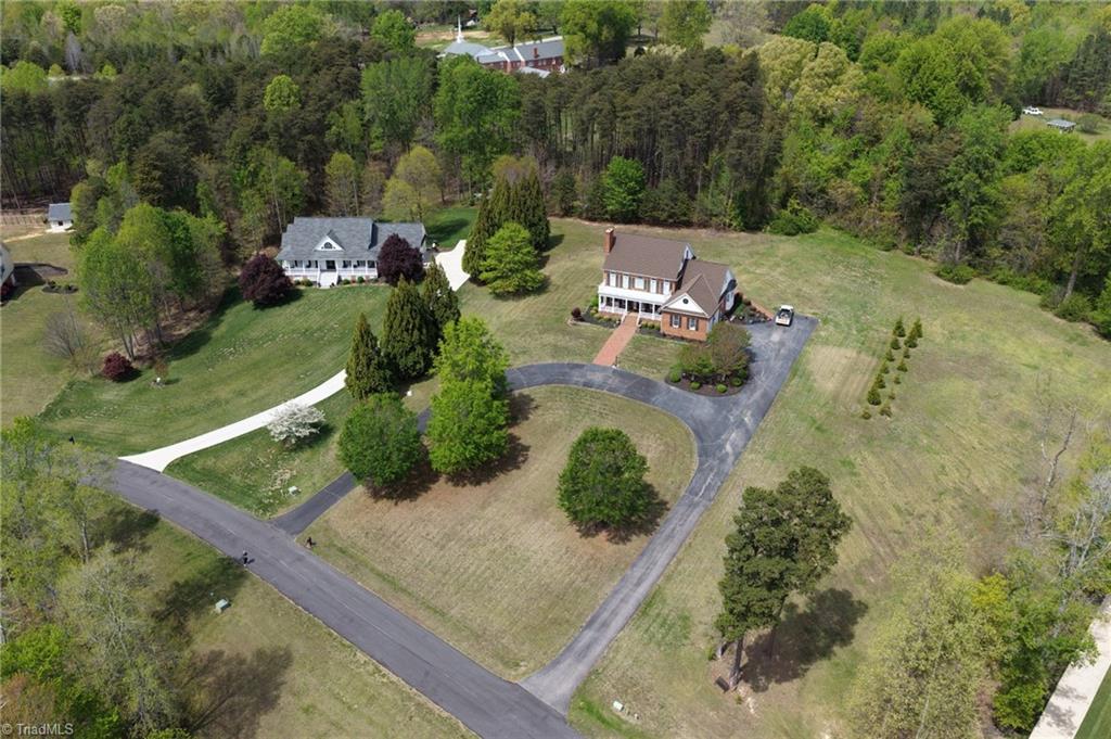 175 Shady Pond Road Providence, NC 27315 - Photo 7 of 48