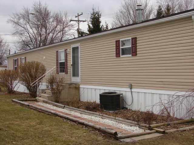 2702 Ellicott Road Caledonia, NY 14423 - Photo 1 of 1 Exterior Front