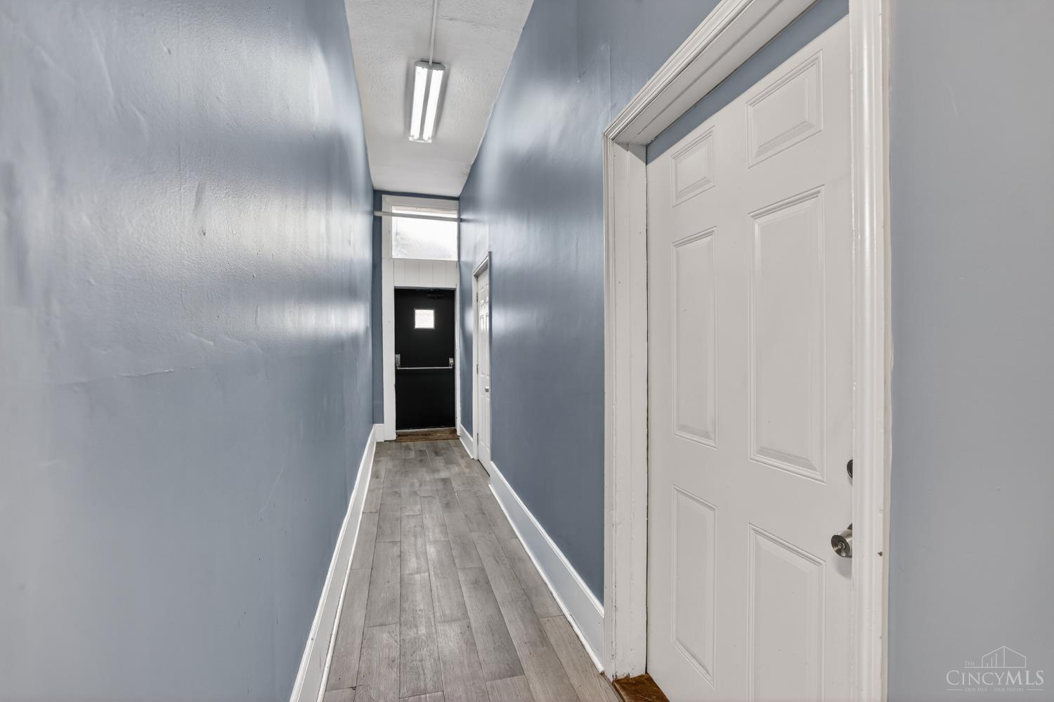 7049 Montgomery Road Silverton, OH 45236 - Photo 45 of 67