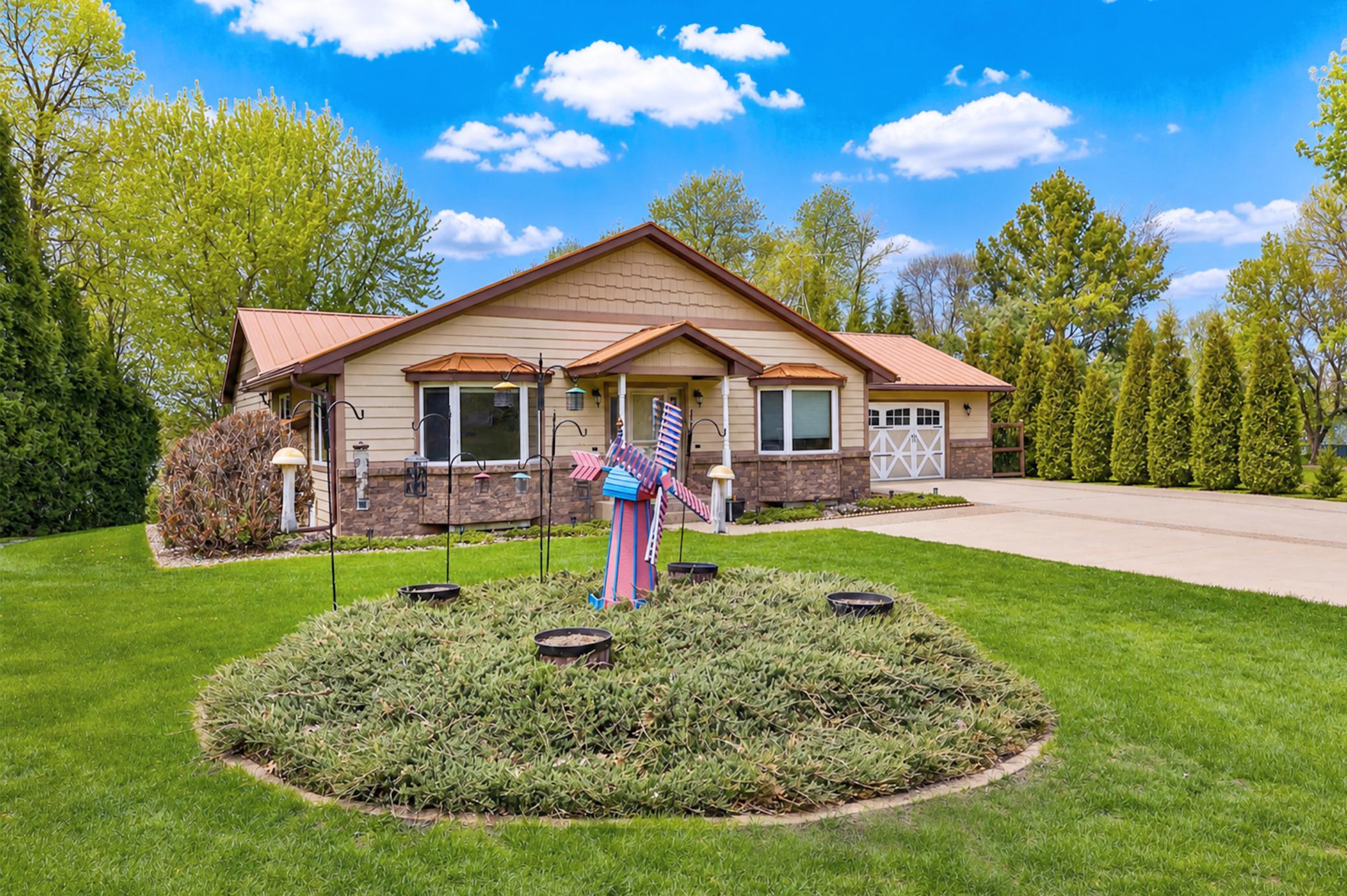 17825 Holt Court Faribault, MN 55021 - Photo 1 of 50