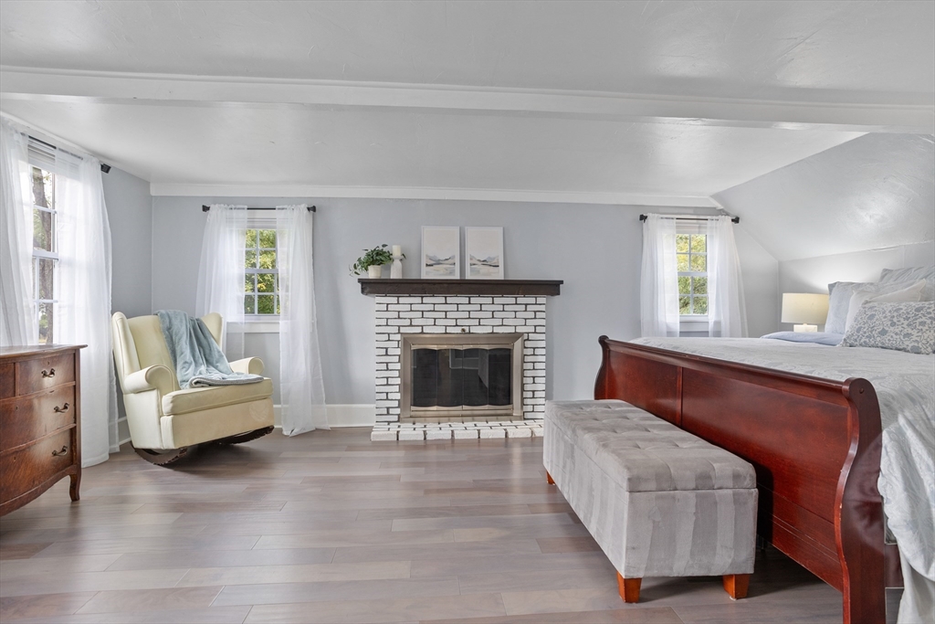 552 Farm Road Marlborough, MA 01752 - Photo 12 of 39 Gallery Image 12