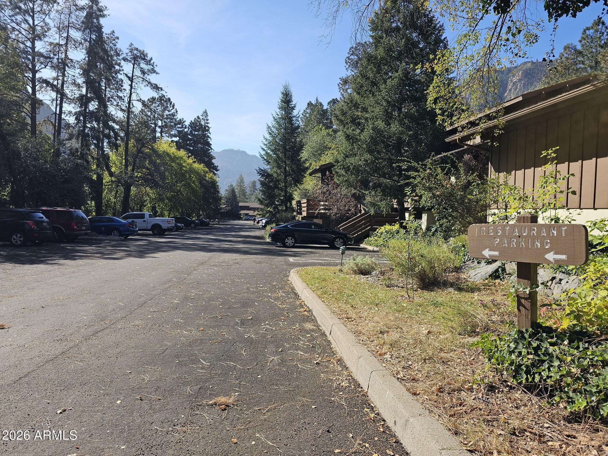 8351 North State Rte 89A, Unit 41 Sedona, AZ 86336 - Photo 60 of 60 Restaurant Parking