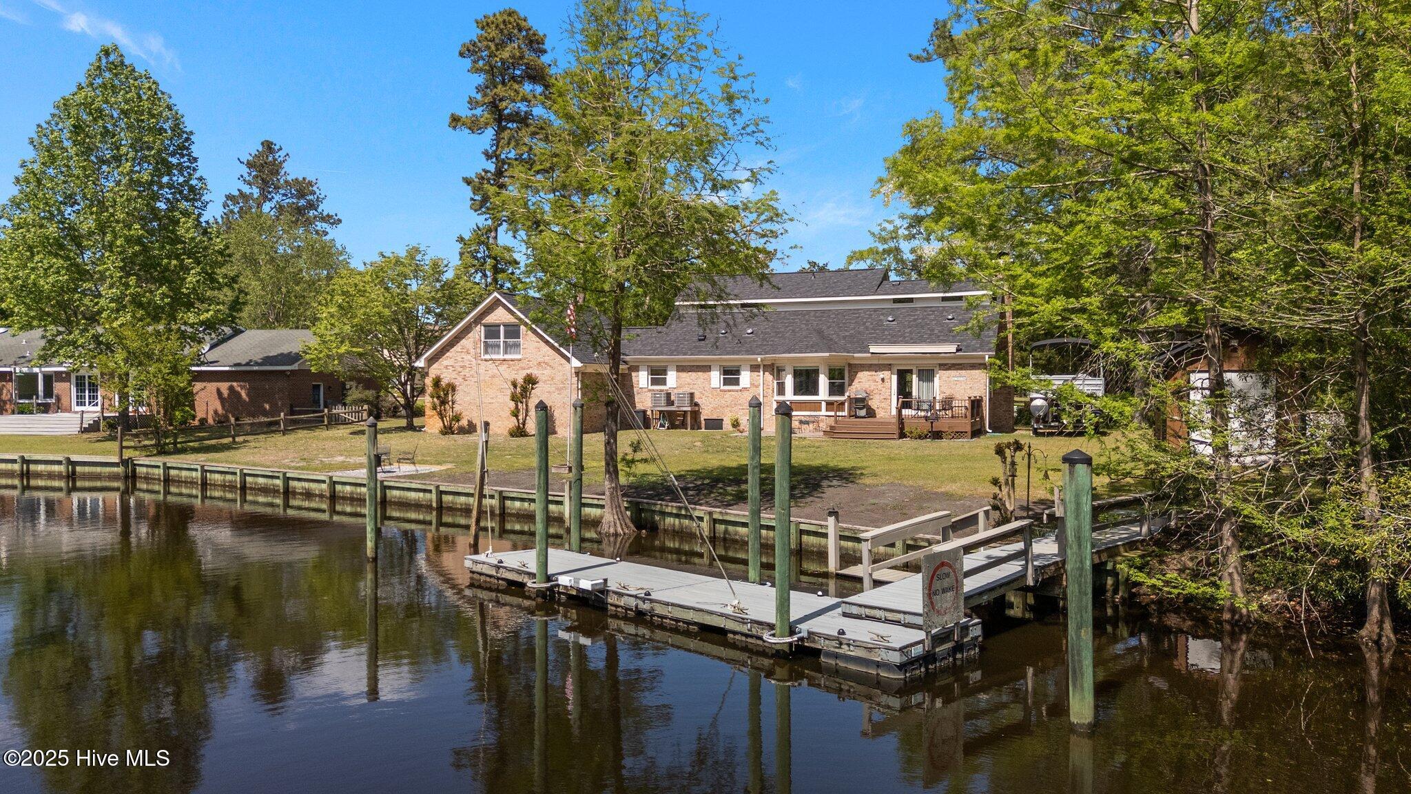 204 Gangplank Road New Bern, NC 28562 - Photo 32 of 47 Floating Dock For Your Boating Pleasure