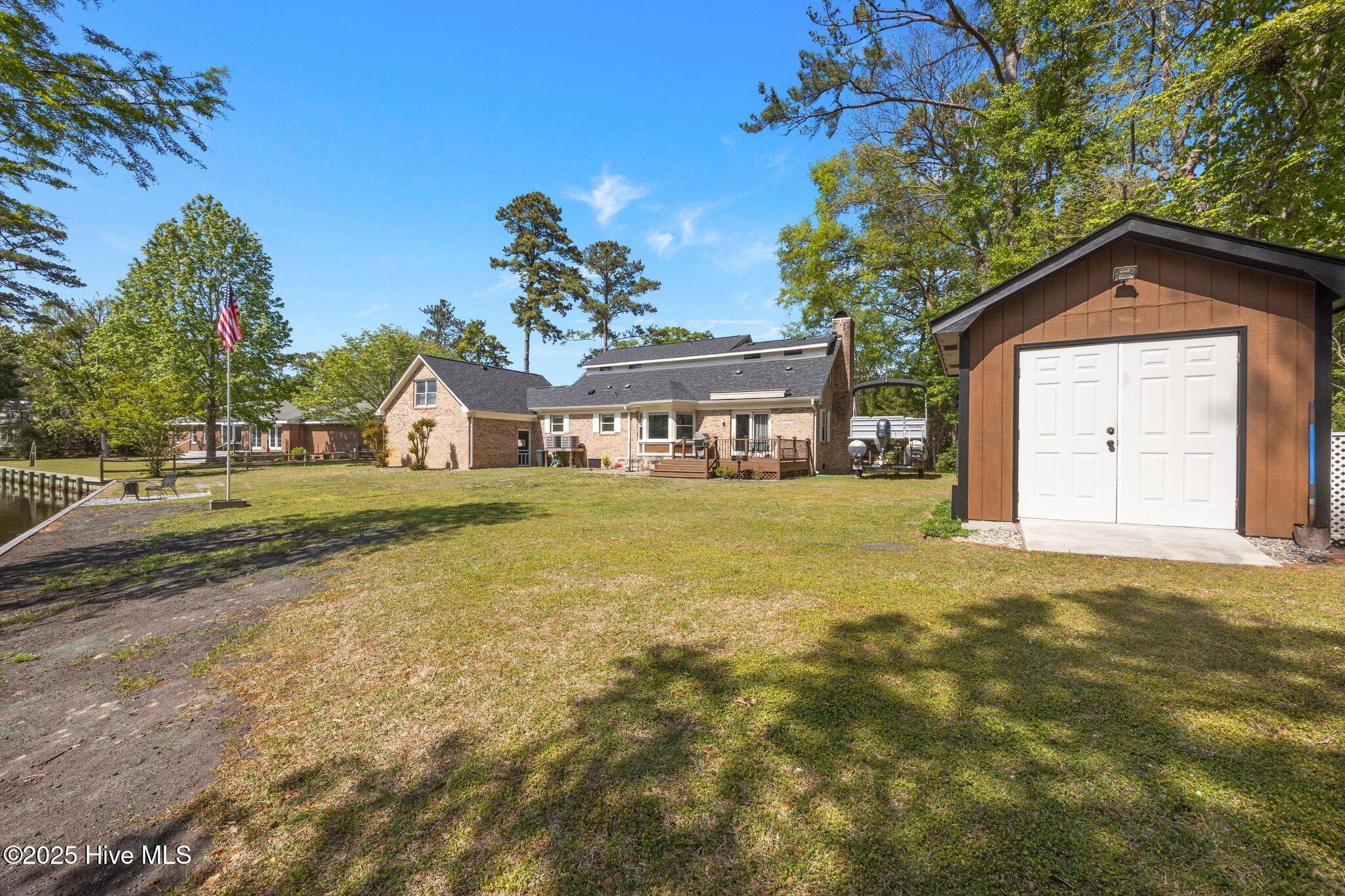 204 Gangplank Road New Bern, NC 28562 - Photo 39 of 47 Shed With Electric And Water