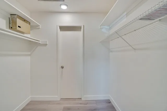 a view of utility room