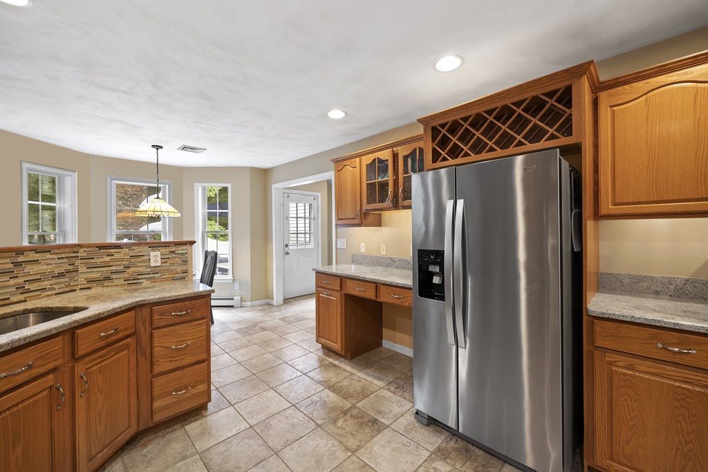 106 Tearall Road Raynham, MA 02767 - Photo 12 of 38 Gallery Image 12