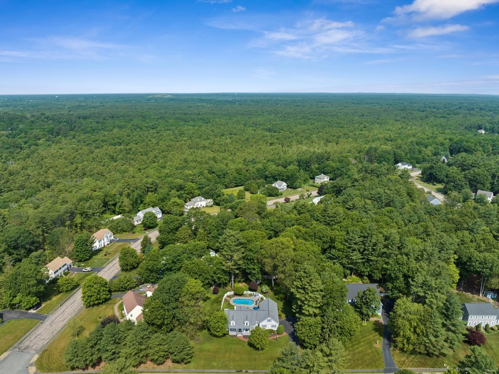 106 Tearall Road Raynham, MA 02767 - Photo 36 of 38 Gallery Image 36