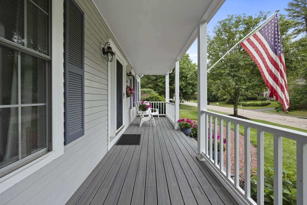 106 Tearall Road Raynham, MA 02767 - Photo 4 of 38 Gallery Image 4