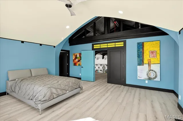 $4,250,000 | 1034 South Kings Highway Boulevard, St. Louis, MO 63110