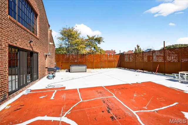 $4,250,000 | 1034 South Kings Highway Boulevard, St. Louis, MO 63110