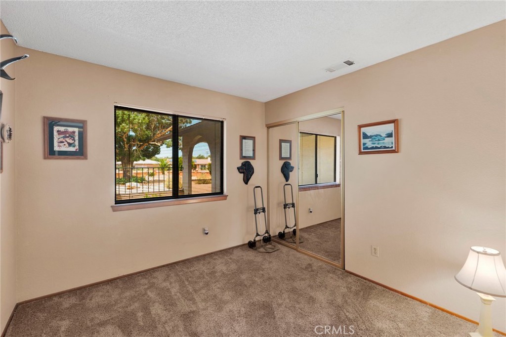 19031 Shoshonee Road Apple Valley, CA 92307 - Photo 22 of 43