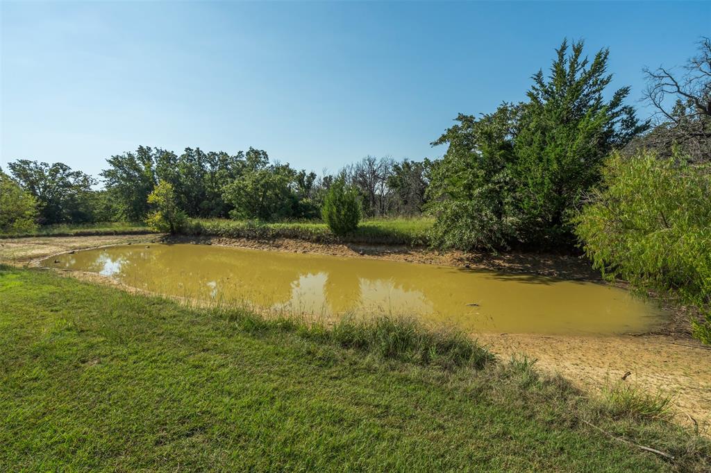 917 Cole Lane Sunset, TX 76270 - Photo 6 of 40