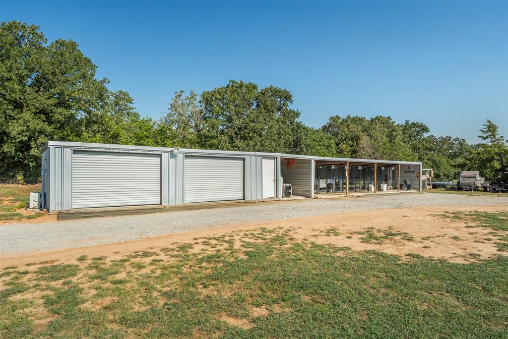 917 Cole Lane Sunset, TX 76270 - Photo 7 of 40 front view of a house with a yard