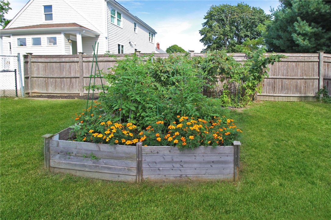 74 Fales Road Bristol, RI 02809 - Photo 40 of 44