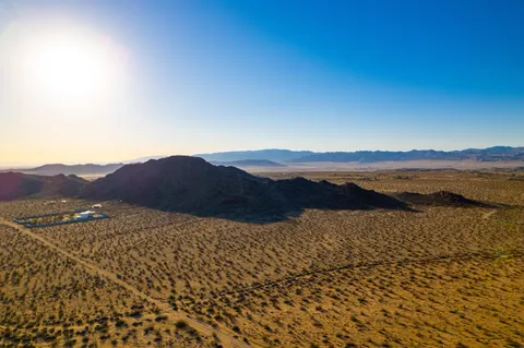 $160,000 | 63280 Starlight Street, Joshua Tree, CA 92252