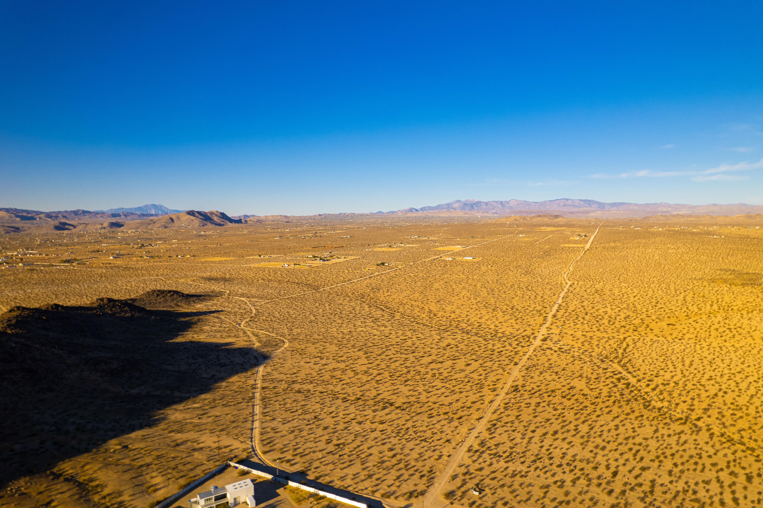 63280 Starlight Street Joshua Tree, CA 92252 - Photo 8 of 21 8-print-JS_Starlight_OPMG_1024_008