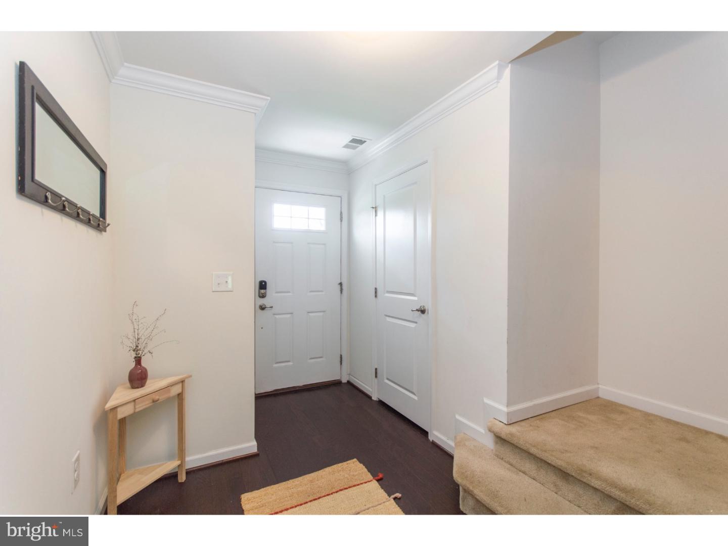 111 Old Cedarbrook Road Wyncote, PA 19095 - Photo 2 of 25 Foyer