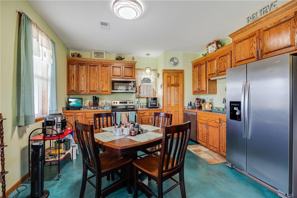 806 Southwest County Rd O Holden, MO 64040 - Photo 5 of 36