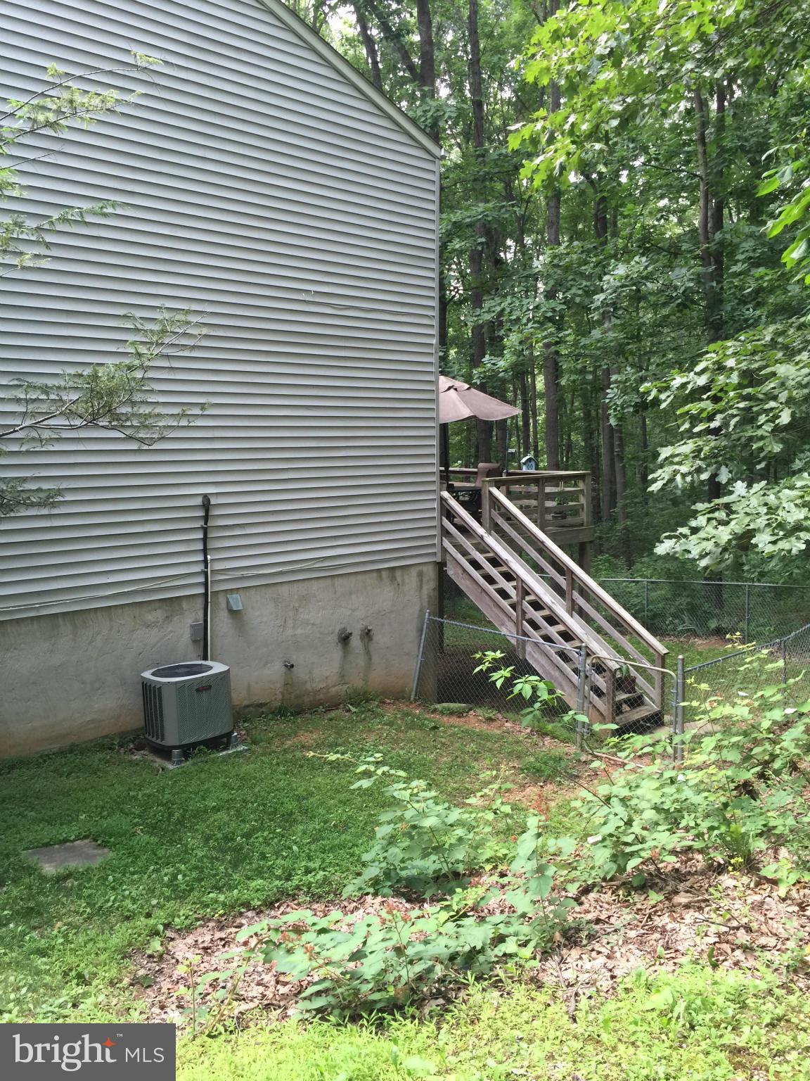 3210 Liberty Road New Windsor, MD 21776 - Photo 4 of 13 Exterior (General)