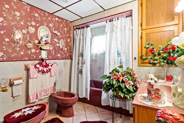 $675,000 | 86-88 Division Street, North Attleboro, MA 02760