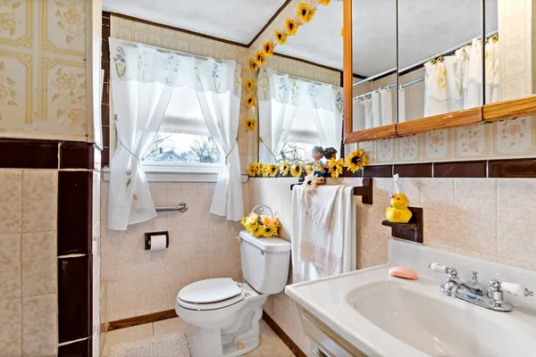 $675,000 | 86-88 Division Street, North Attleboro, MA 02760