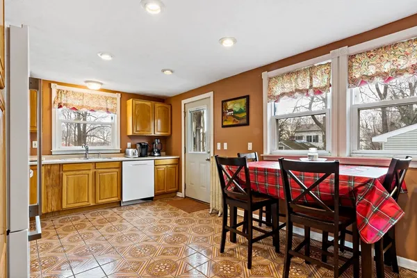 $675,000 | 86-88 Division Street, North Attleboro, MA 02760