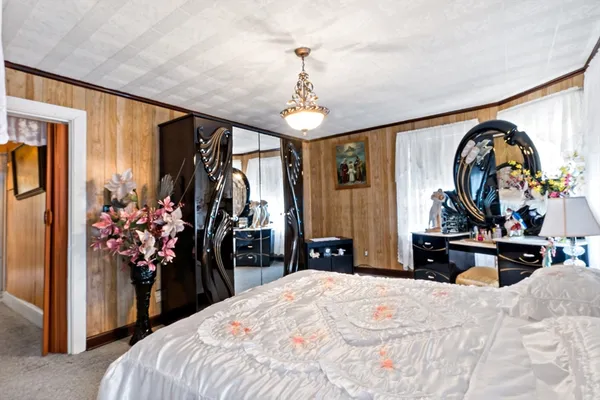 $675,000 | 86-88 Division Street, North Attleboro, MA 02760