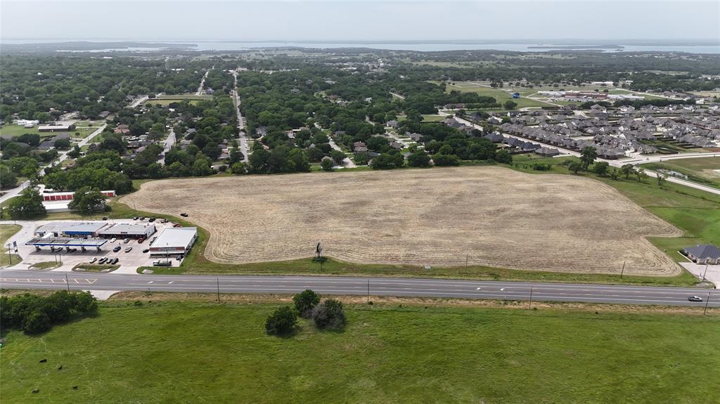 377 Pilot Point Pilot Point, TX 76258 - Photo 4 of 10 Aerial view