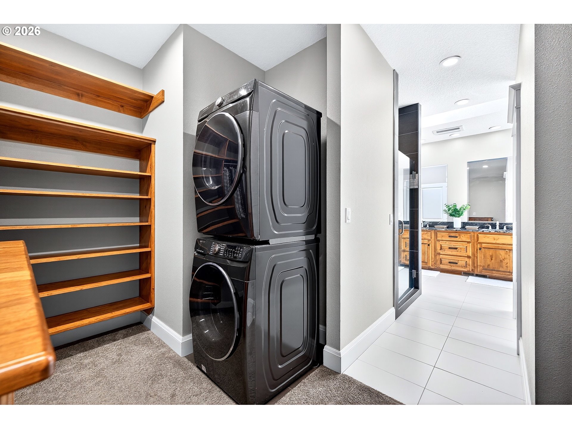 17150 Southeast Ten Eyck Road Sandy, OR 97055 - Photo 19 of 43 Primary Bedroom