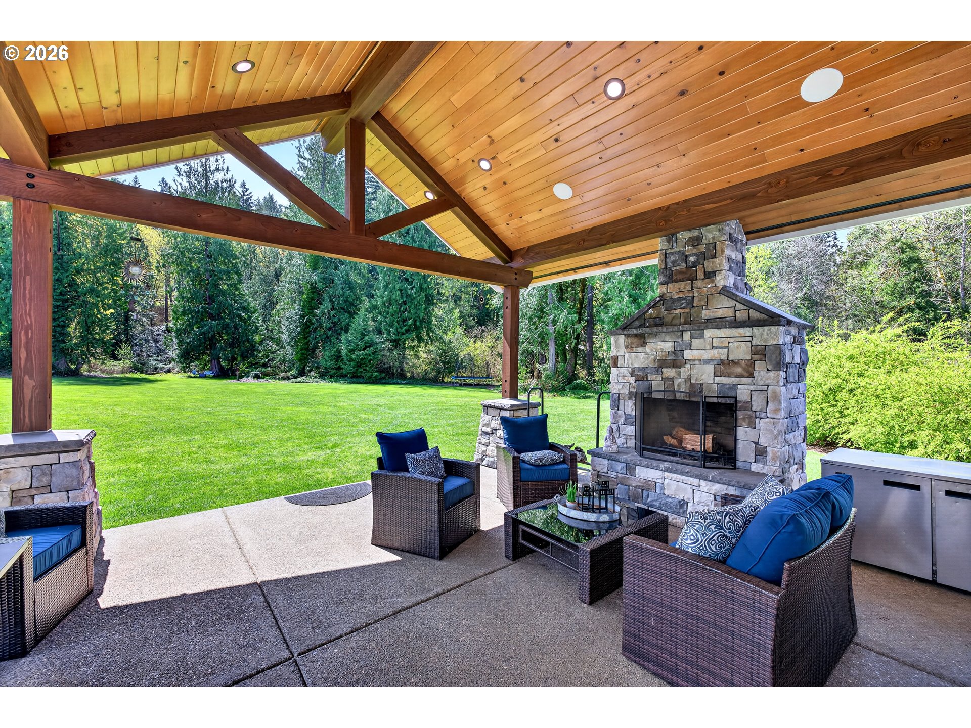 17150 Southeast Ten Eyck Road Sandy, OR 97055 - Photo 29 of 43 Fireplace Outside