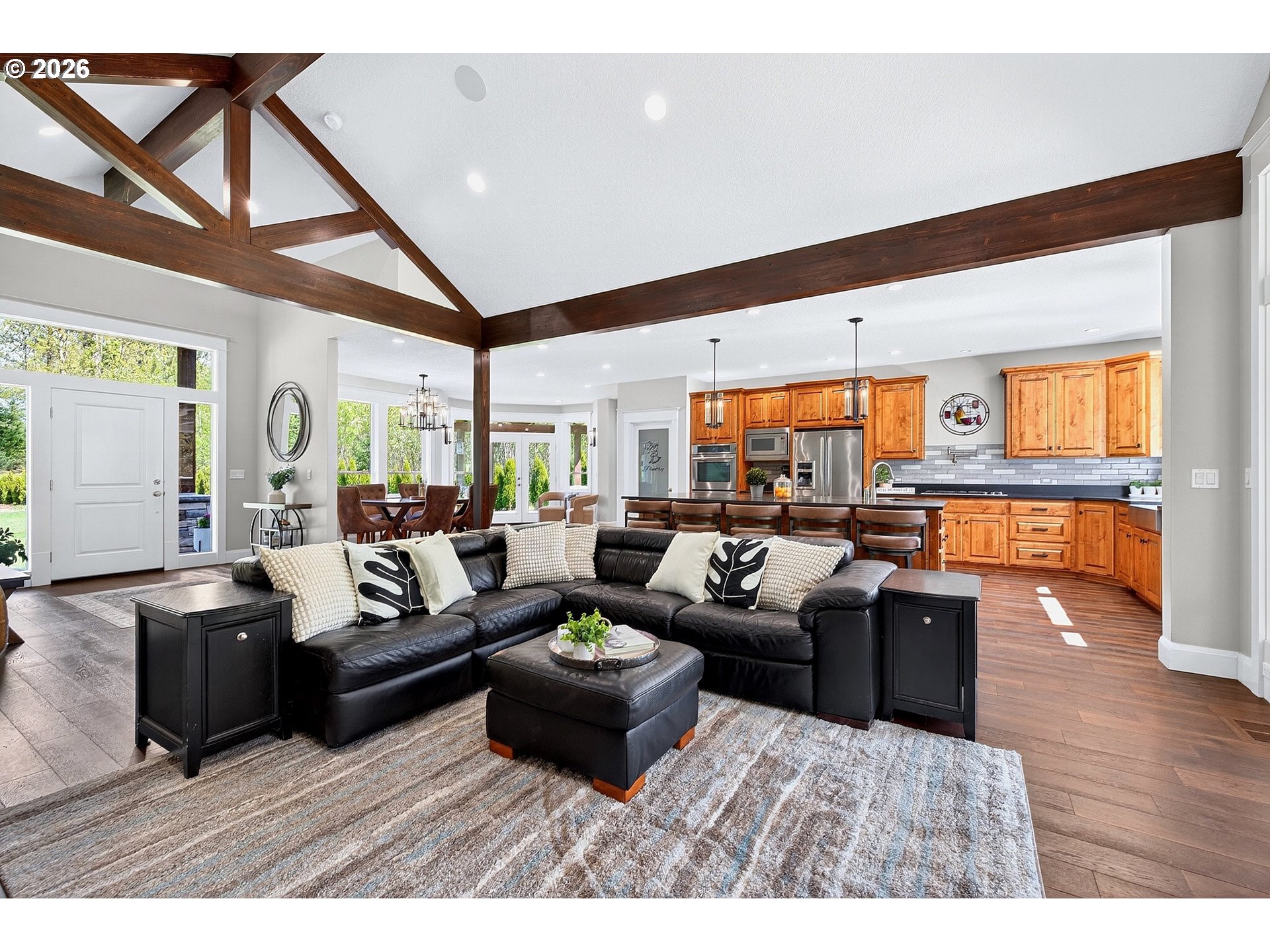 17150 Southeast Ten Eyck Road Sandy, OR 97055 - Photo 3 of 43 Living Room/Entrance