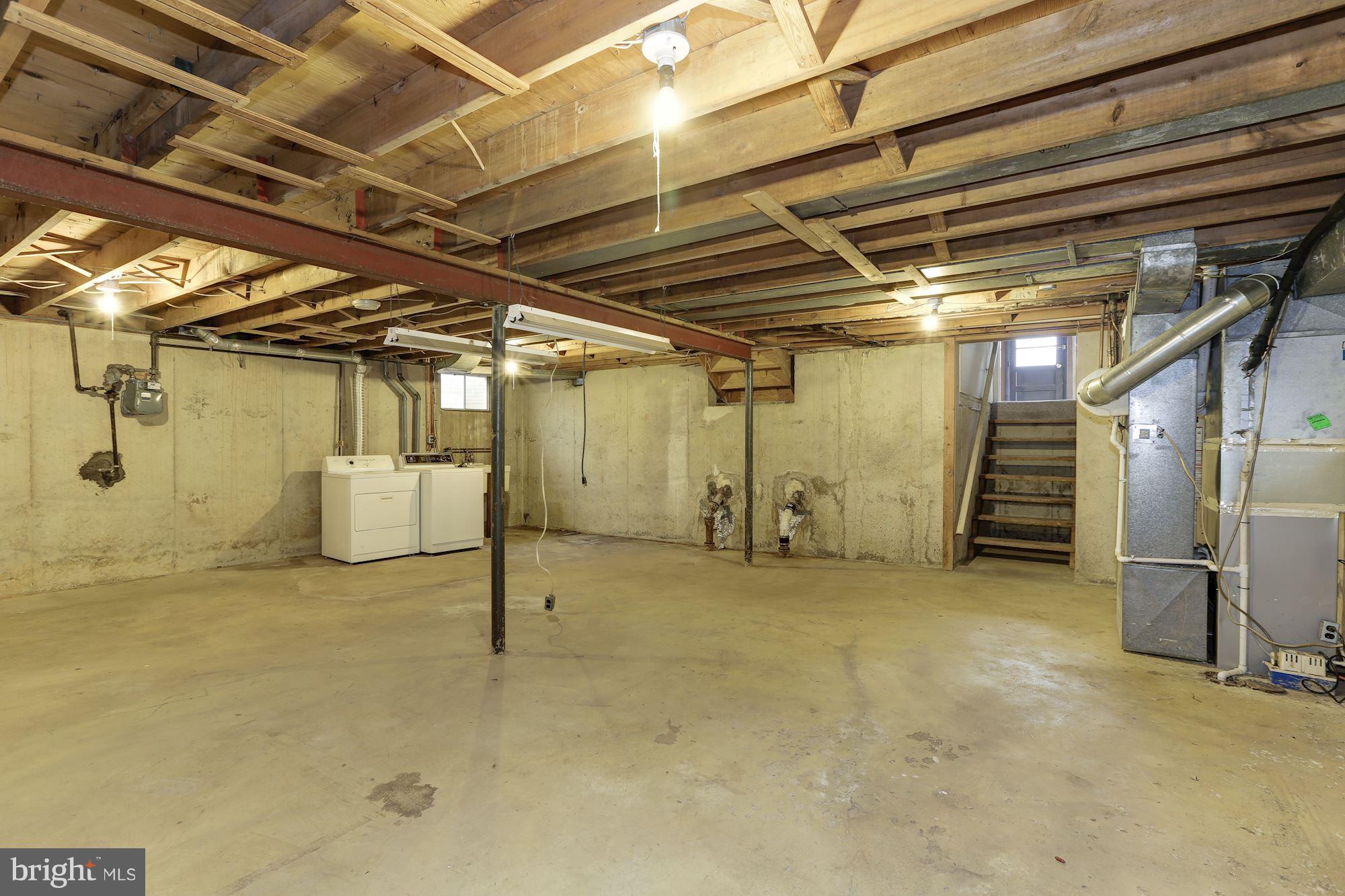2704 Rambler Court Adelphi, MD 20783 - Photo 23 of 27 Interior (General)