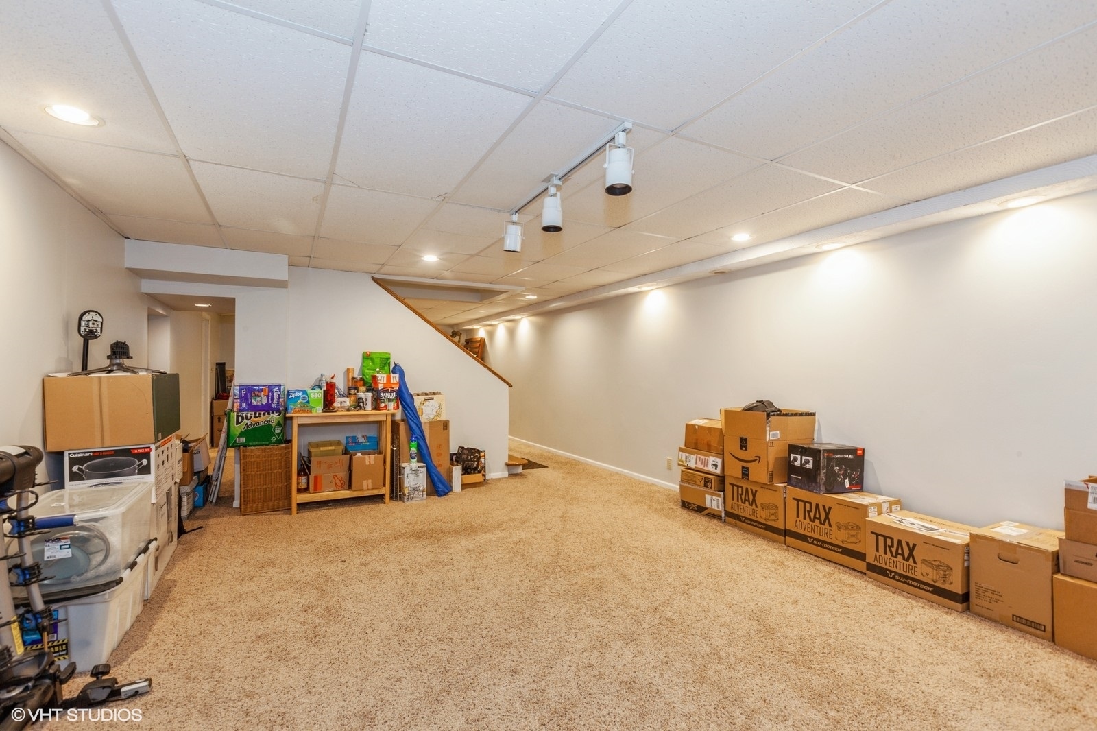 446 Quail Drive Naperville, IL 60565 - Photo 20 of 24 a view of a room with gym equipment